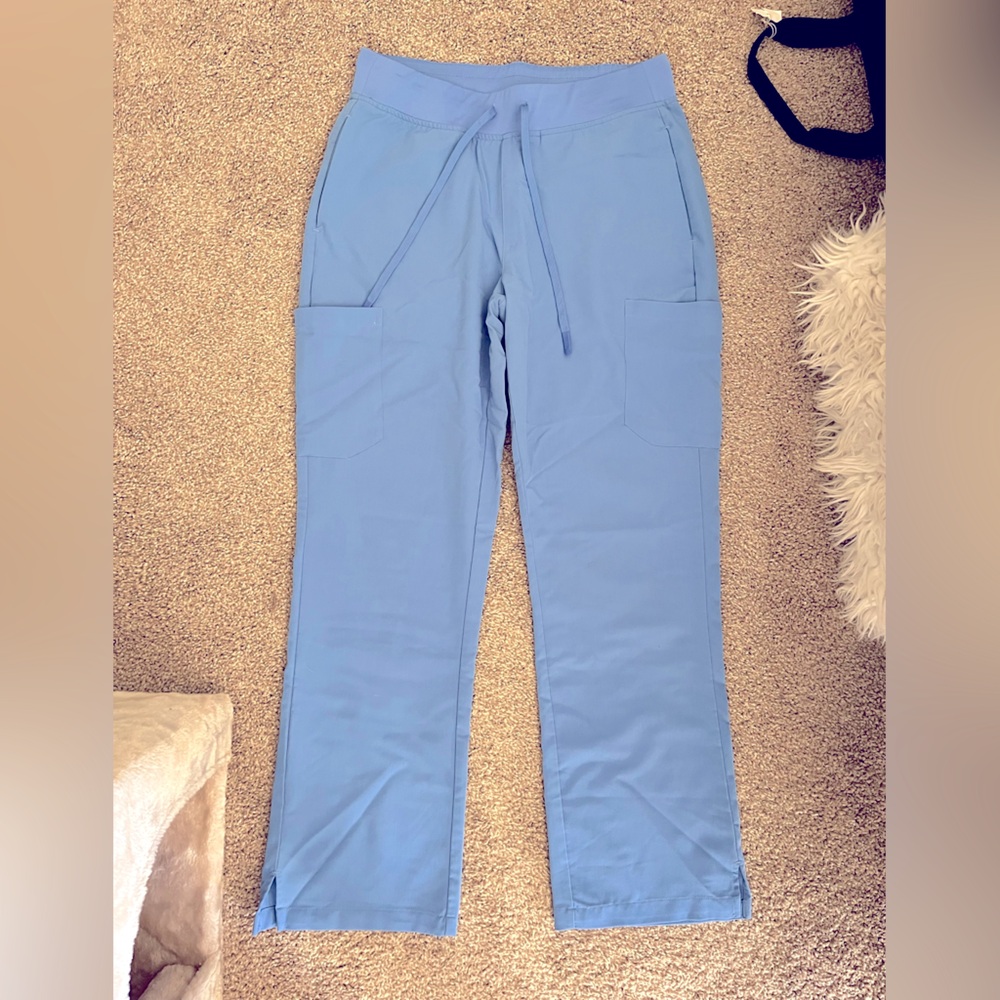 Mandala 9 pocket cargo scrub pants
